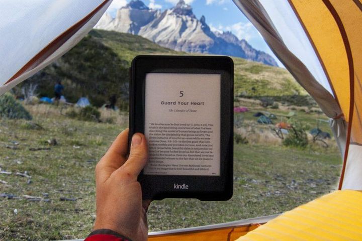 Building an automated pipeline to keep my Amazon Kindle full of interesting content