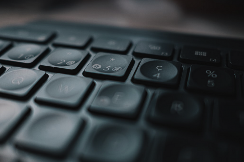Review: Logitech MX Keys for a typist